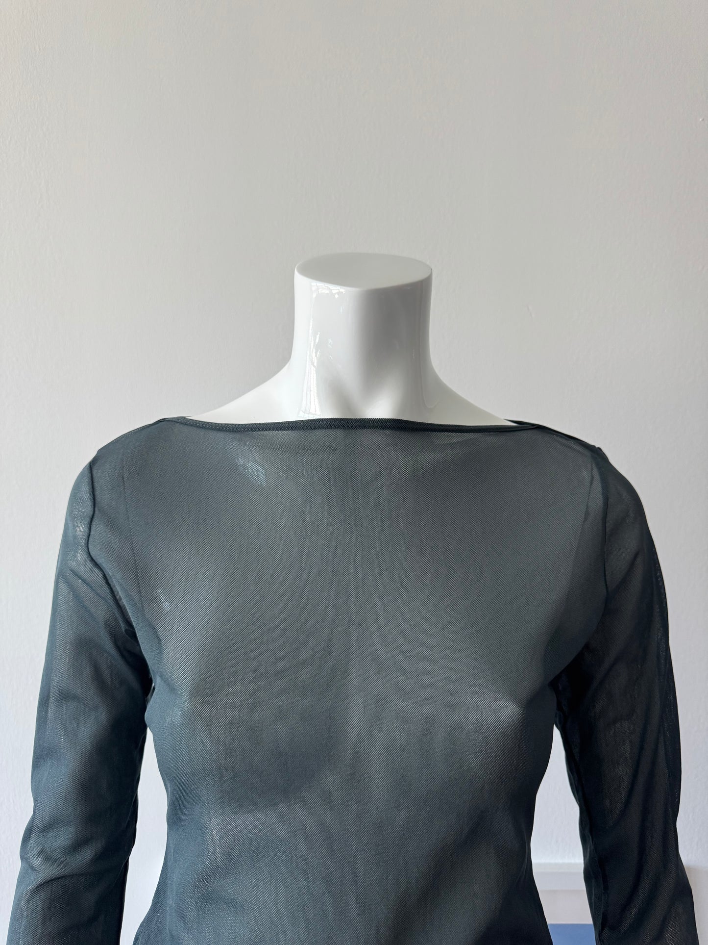 Grey Mesh 3/4 Sleeve Top