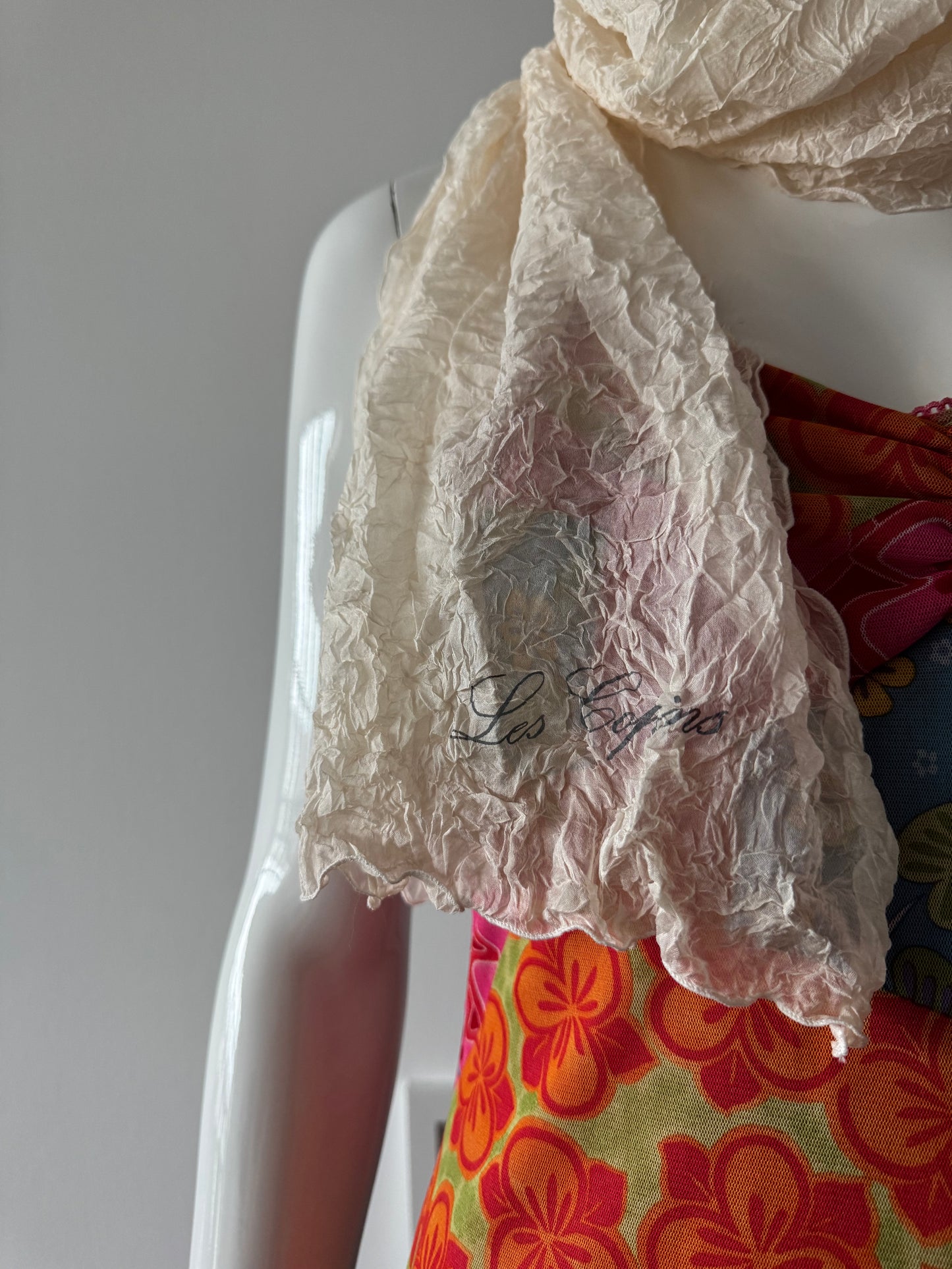 LES COPAINS Off-White Silk Crinkle Scarf